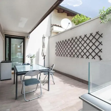 Apartment Cola Di Rienzo By Halldis Milan