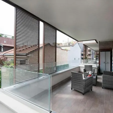 Apartment Cola Di Rienzo By Halldis *
